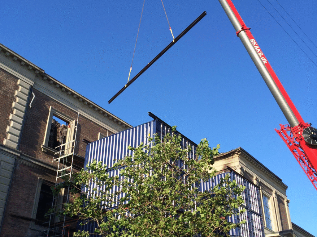 Container for stabilisering efter Brandskade på Klerkegade